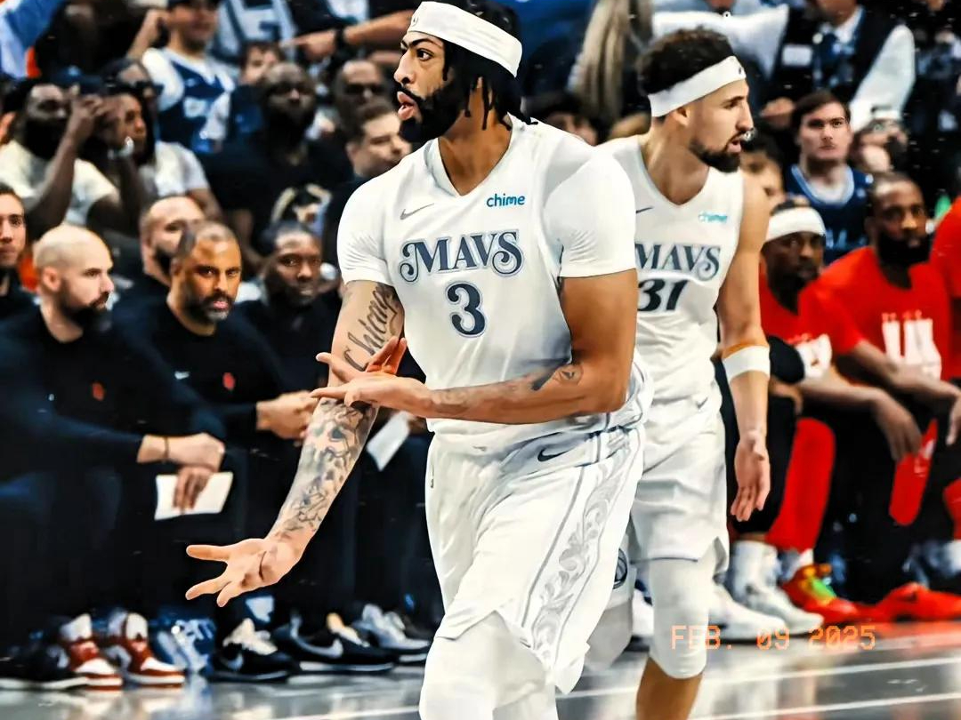 包含独行侠轻取魔术,凯尔·库兹马三分雨点燃全场的词条 包含独行侠轻取魔术,凯尔·库兹马三分雨点燃全场的词条