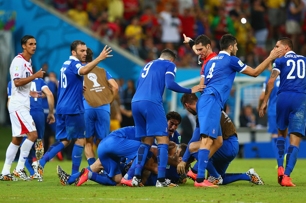 法国队鏖战瑞典队，张本智和点燃赛场