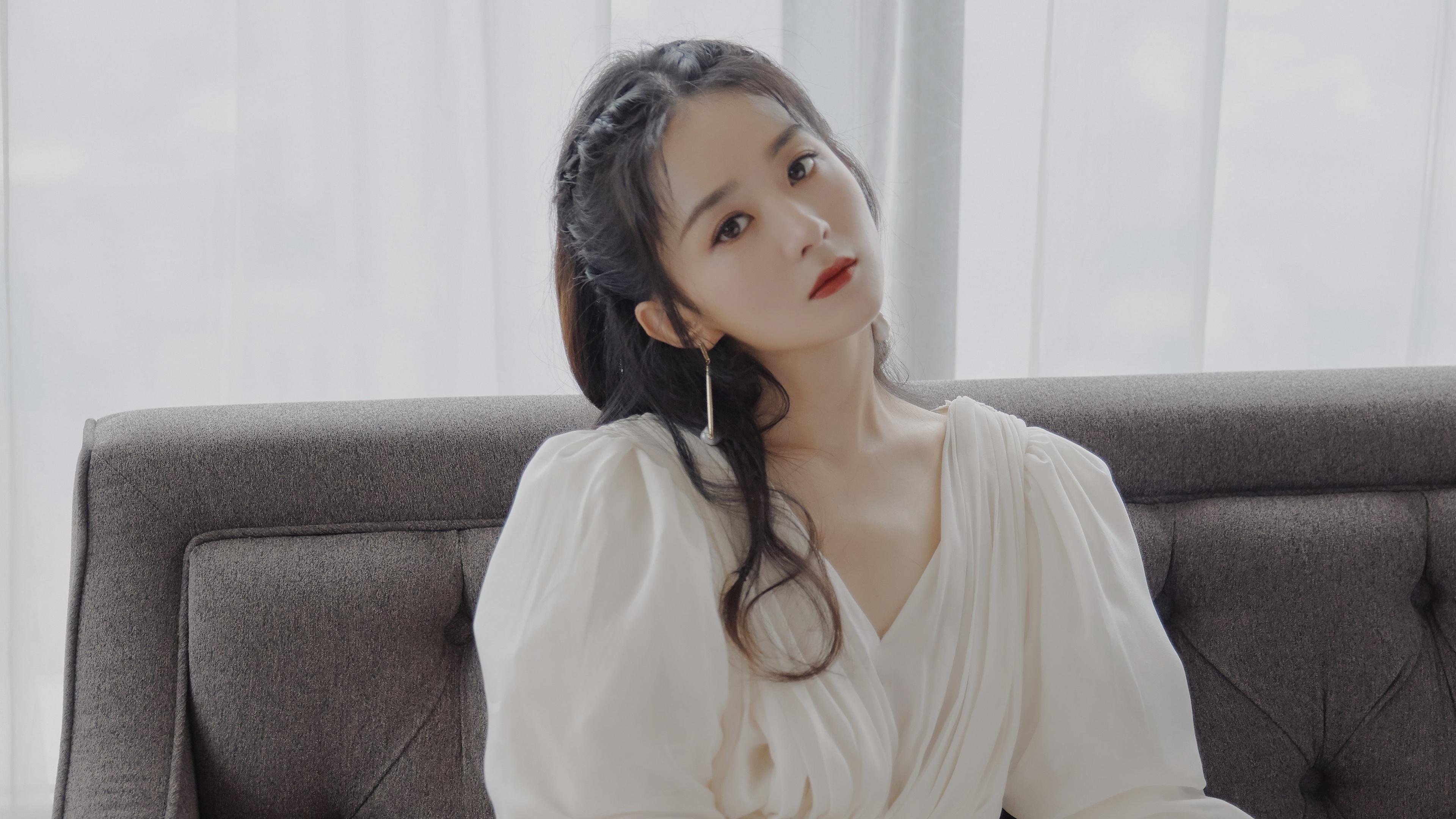 跨洋对决，西亚卡姆爆发，鹈鹕生死战取胜广东队