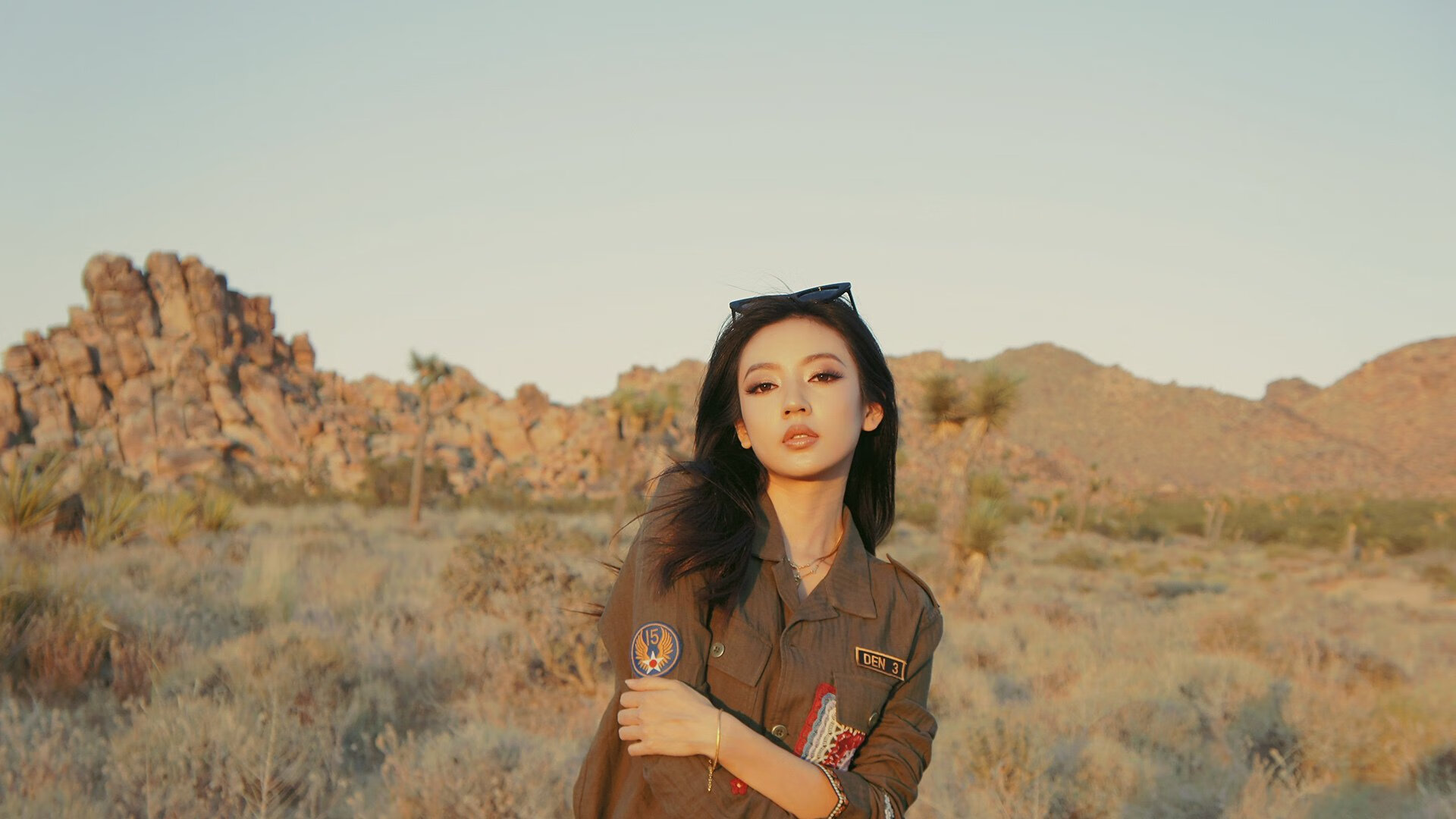 弑神者，门迪点燃厄瓜多尔，勒沃库森巨人轰然倒下